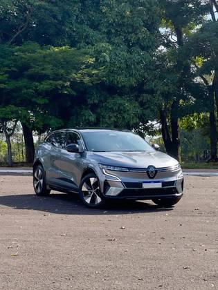 RENAULT MEGANE 60 KW ELÉTRICO E-TECH EV60 RENAULT MEGANE 60 KW ELÉTRICO E-TECH EV60